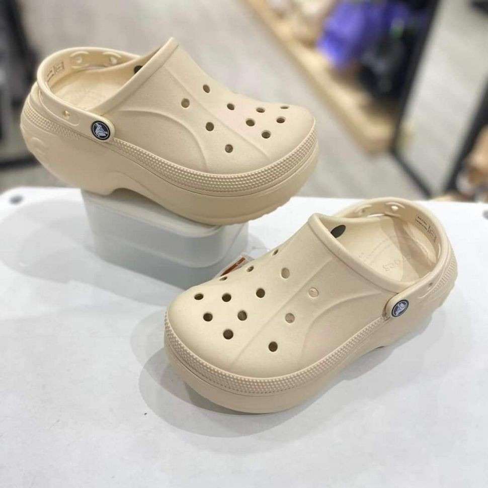 Жіночі Crocs Bella Clog Bone — фото 2