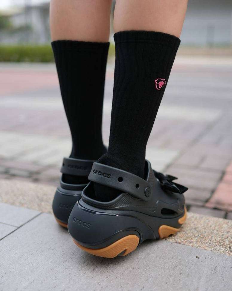 Жіночі Crocs Bubble Crush Clog Black/Gum — фото 12