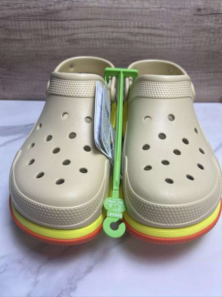 Жіночі Crocs Bubble Crush Clog Sesame — фото 4