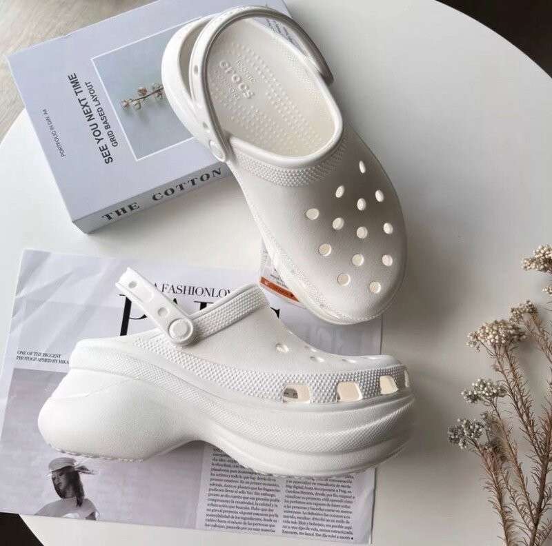 Жіночі Crocs Classic Bae Clog White — фото 8