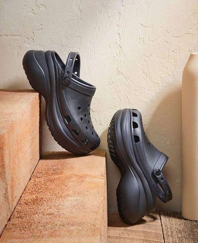 Жіночі Crocs Classic Bae Clog Black — фото 7