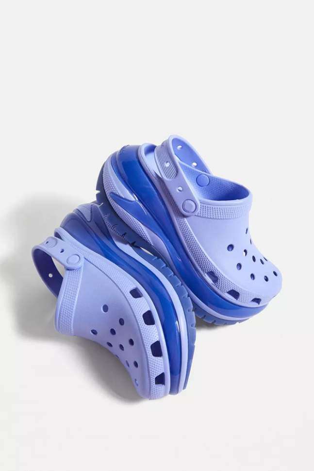 Жіночі Crocs Mega Crush Clog Violet — фото 2