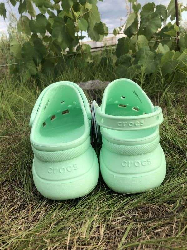Жіночі Crocs Classic Bae Clog mint — фото 4