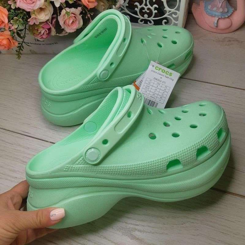 Жіночі Crocs Classic Bae Clog mint — фото 6