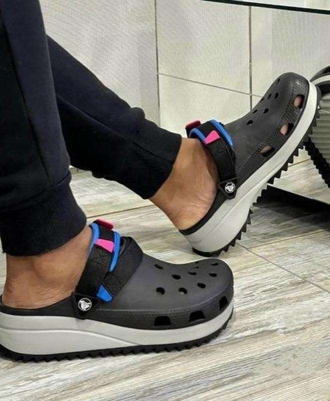 Crocs Classic Hiker Clog Black — фото 6
