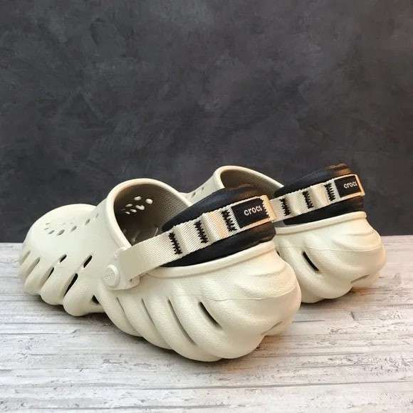 Чоловічі Crocs Echo Clog Atmosphere Stucco Bone/Black — фото 11