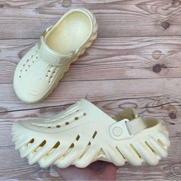 Жіночі Crocs Єхо Клог Жовті Echo Clog Buttercream — фото 3