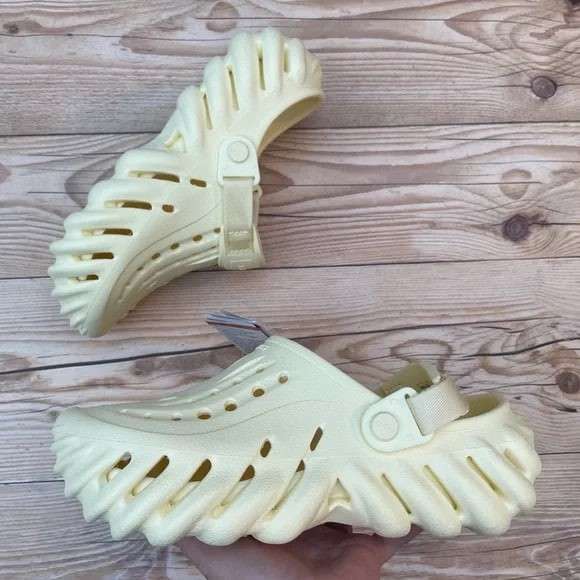 Жіночі Crocs Єхо Клог Жовті Echo Clog Buttercream — фото 4
