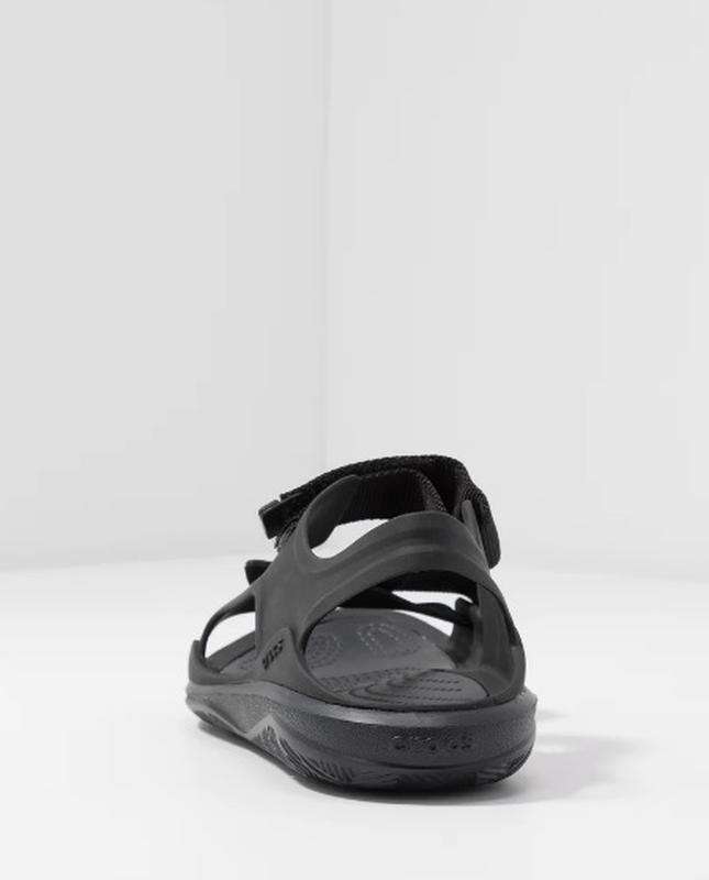 Чоловічі сандалії Crocs Swiftwater Expedition Sandal Black/Black — фото 7