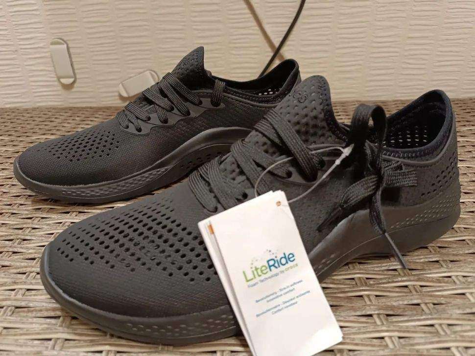 Чоловічі кросівки Crocs Literide 360 Pacer Black/Black — фото 9