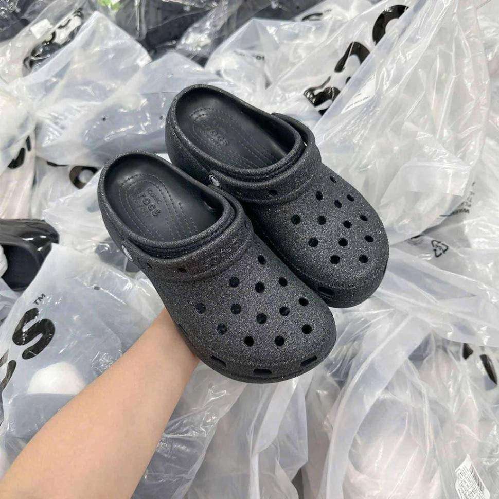 Жіночі Crocs Classic Platform Glitter Clog Black — фото 11