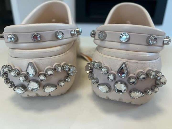 Жіночі Crocs Classic Platform Tiara Clog Dew Bone — фото 7
