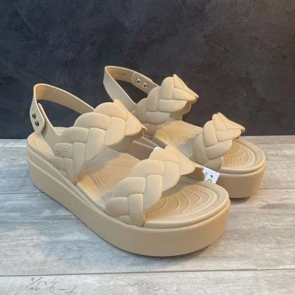 Жіночі Сандалі Crocs Brooklyn Woven Upper Low Wedge Beige — фото 5