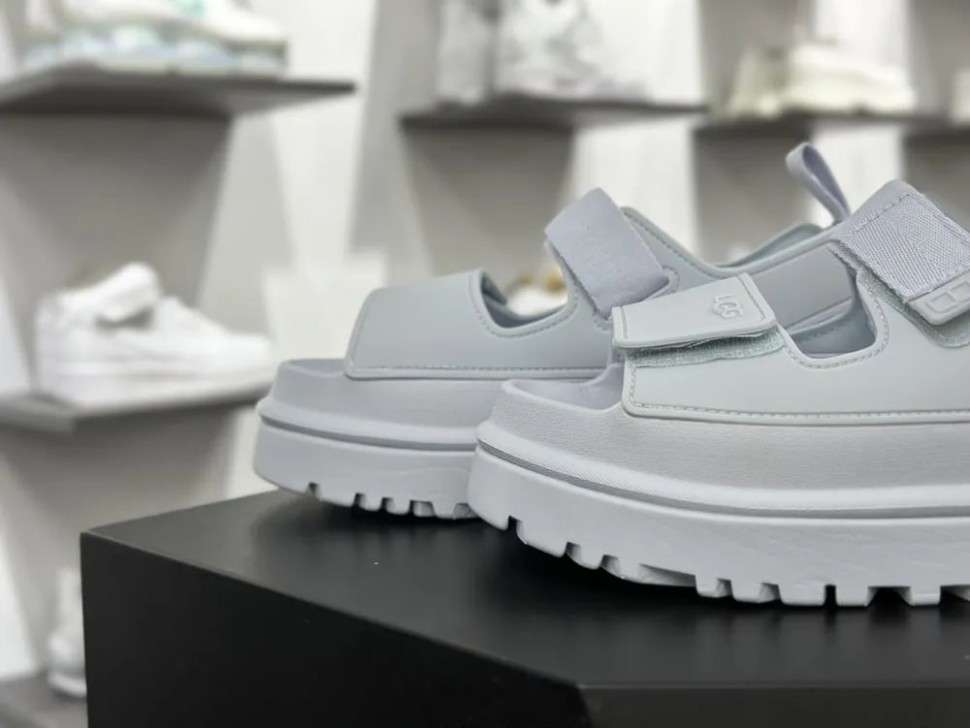 Жіночі UGG Сандалі Світло Блакитні Goldenglow Sandals Blue/White — фото 9