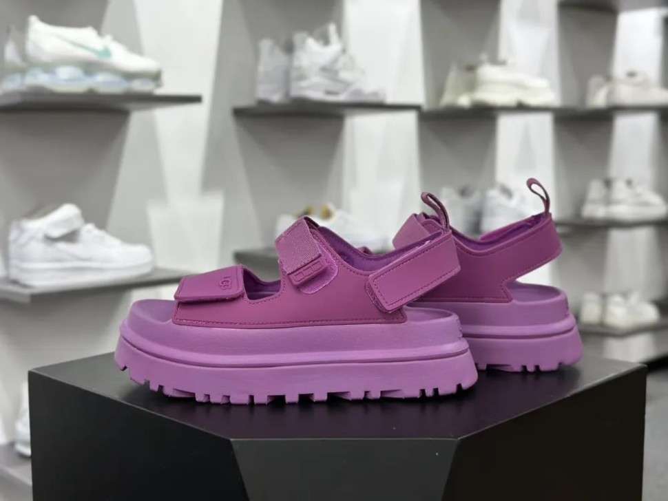 Жіночі UGG Сандалі Світло Рожеві Goldenglow Sandals Pink — фото 3