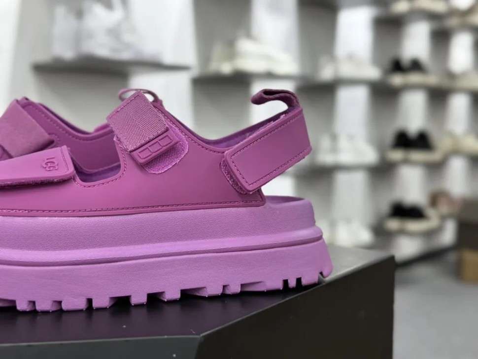 Жіночі UGG Сандалі Світло Рожеві Goldenglow Sandals Pink — фото 9