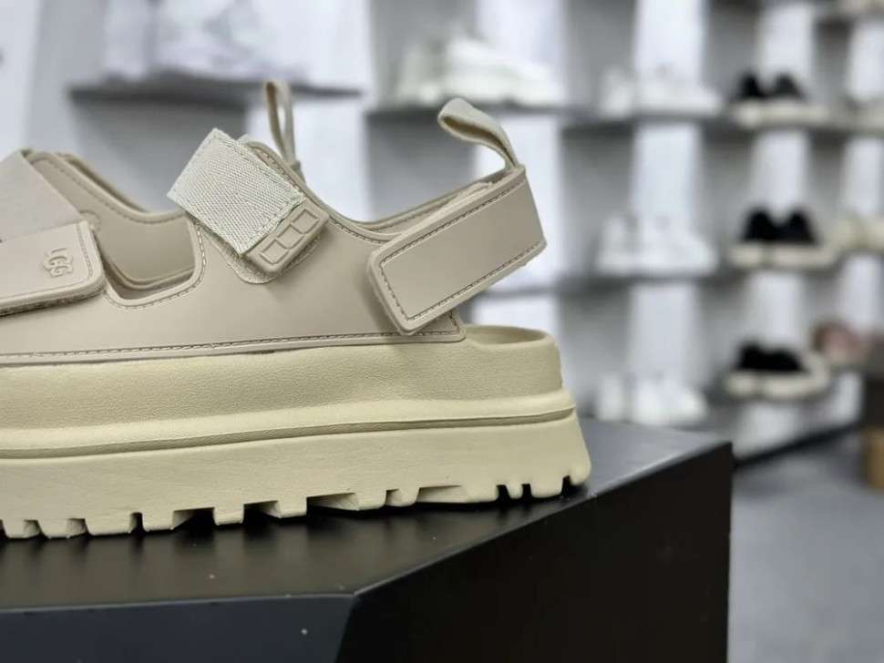Жіночі UGG Сандалі Світло Беж Goldenglow Sandals Beige — фото 3