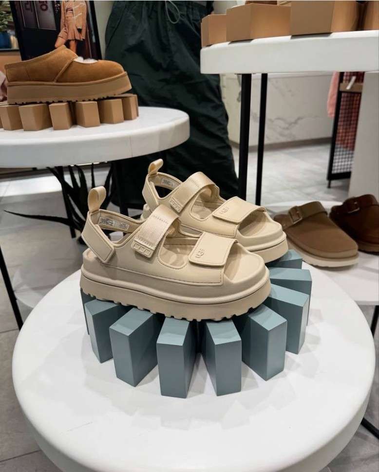 Жіночі UGG Сандалі Світло Беж Goldenglow Sandals Beige — фото 10
