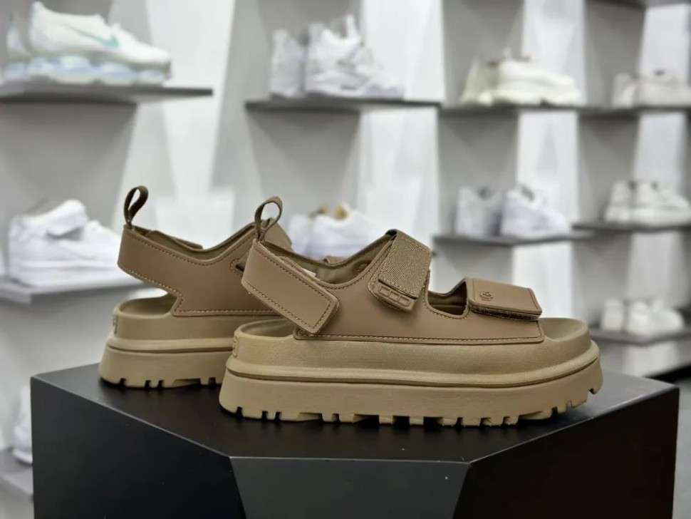 Жіночі UGG Сандалі Світло Коричневі Goldenglow Sandals Brown — фото 3