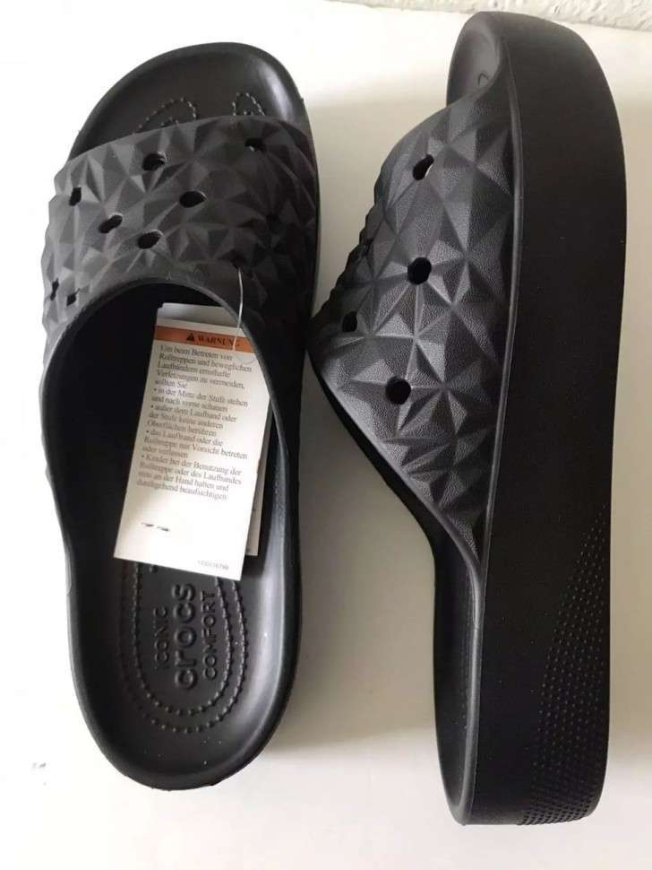 Жіночі шльопанці Crocs Slade Geometric Black — фото 8