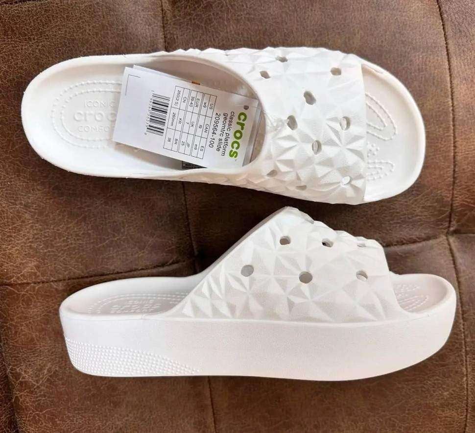 Жіночі шльопанці Crocs Slade Geometric White — фото 4