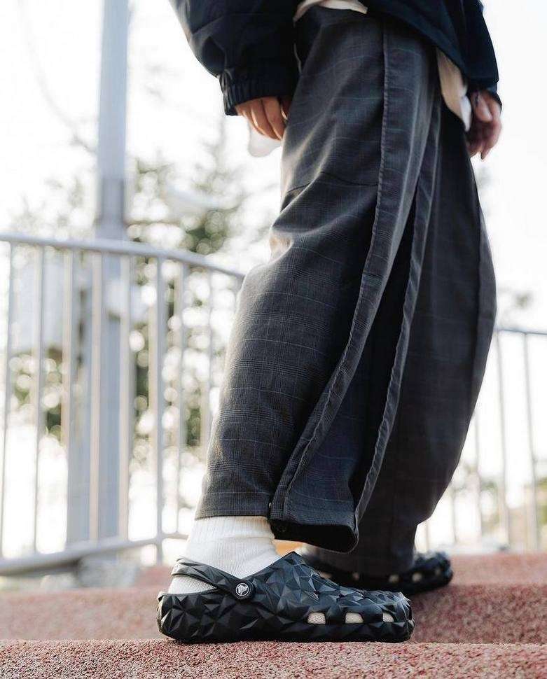 Crocs Геометрік Чорні Geometric Clog Black — фото 9