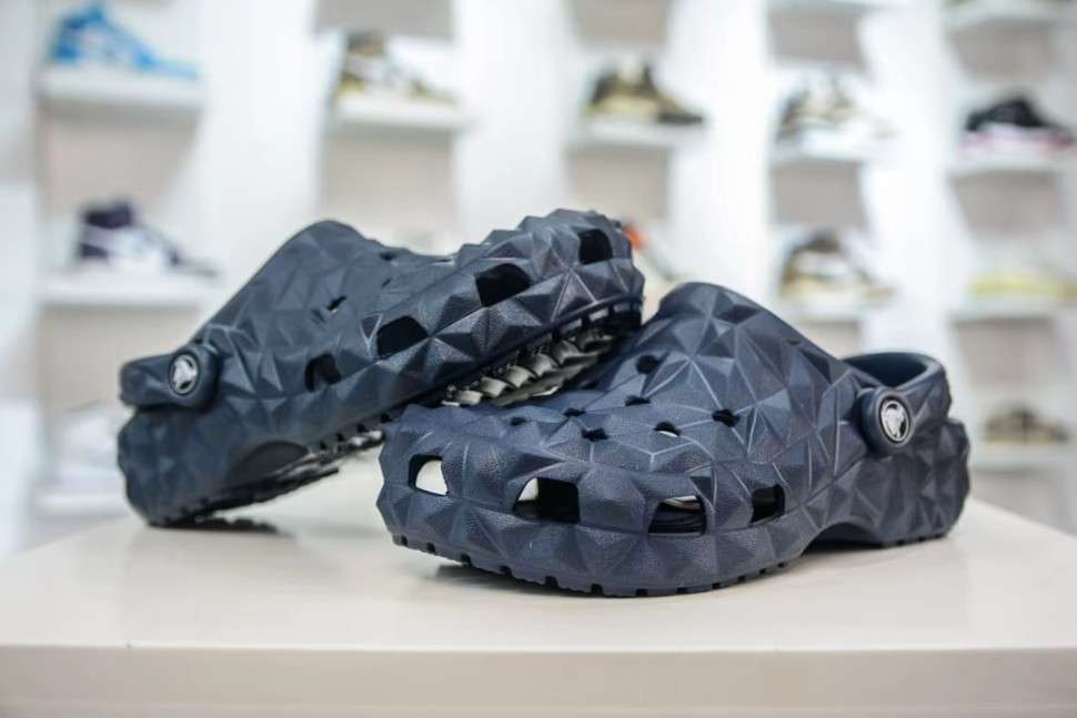 Жіночі Crocs Класік Клог Геометрія Сині Geometric Clog Navy — фото 2