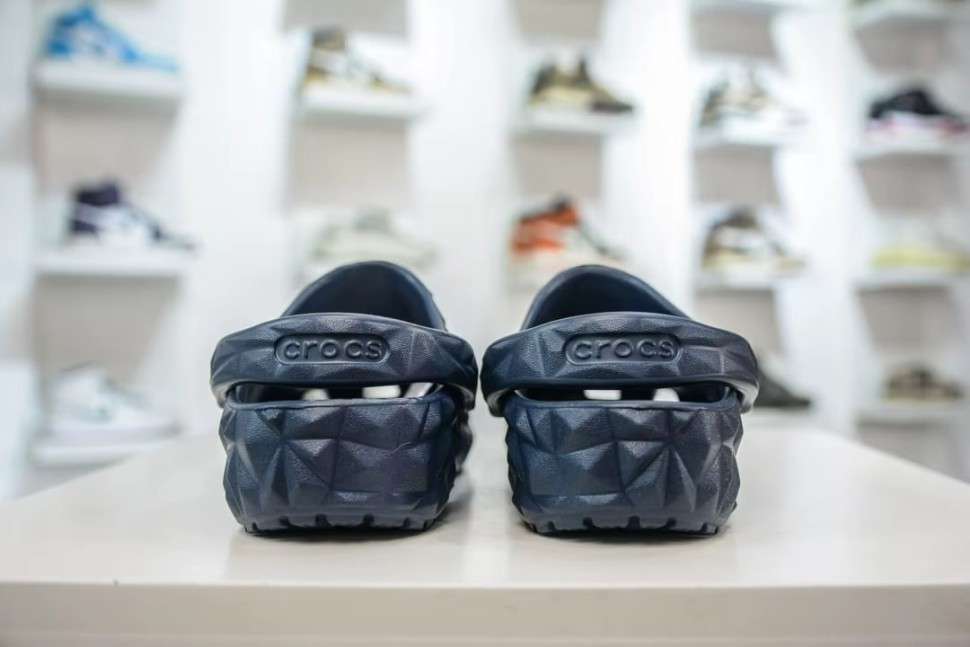 Жіночі Crocs Класік Клог Геометрія Сині Geometric Clog Navy — фото 12