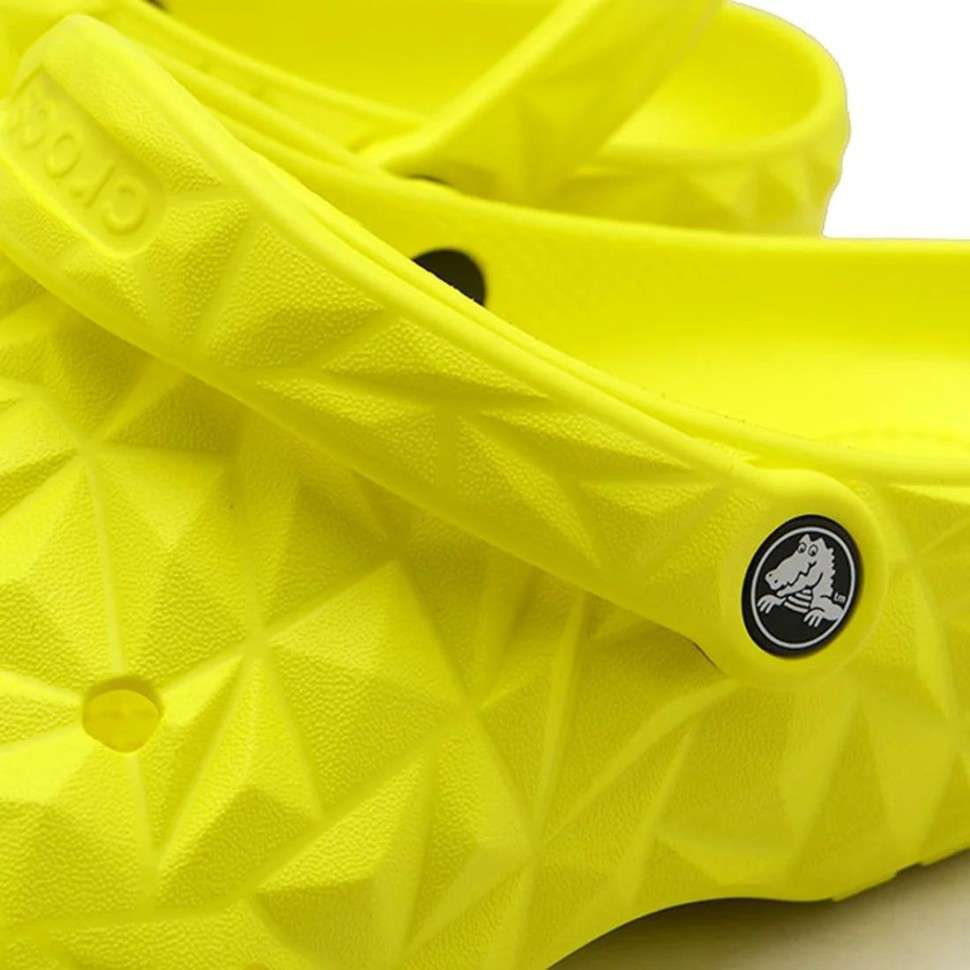 Жіночі Crocs Geometric Clog Lemon — фото 7
