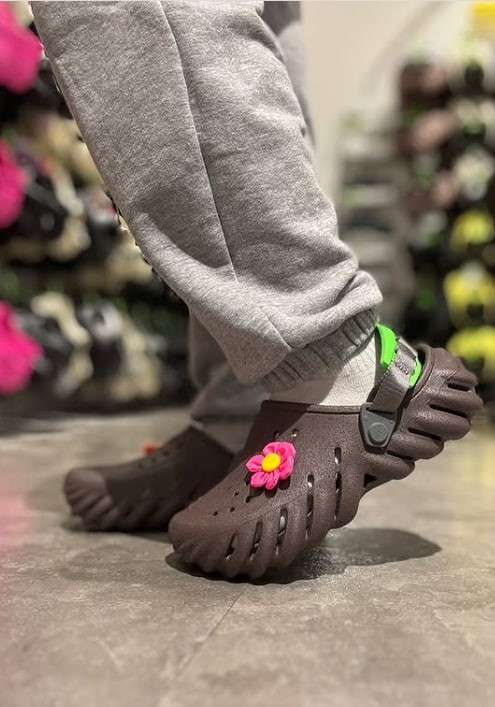 Чоловічі Crocs Echo Sandstorm Clog Coffee/Multi — фото 2