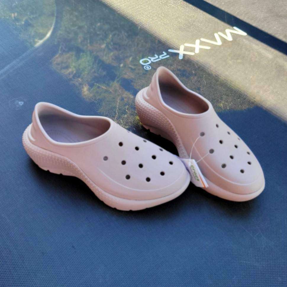 Жіночі кросівки Crocs Classic Sneaker Taupe — фото 6