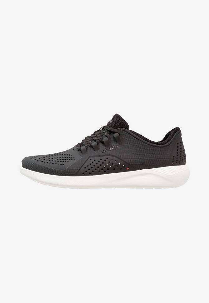 Чоловічі кросівки Crocs LiteRide Pacer Black/White — фото 6