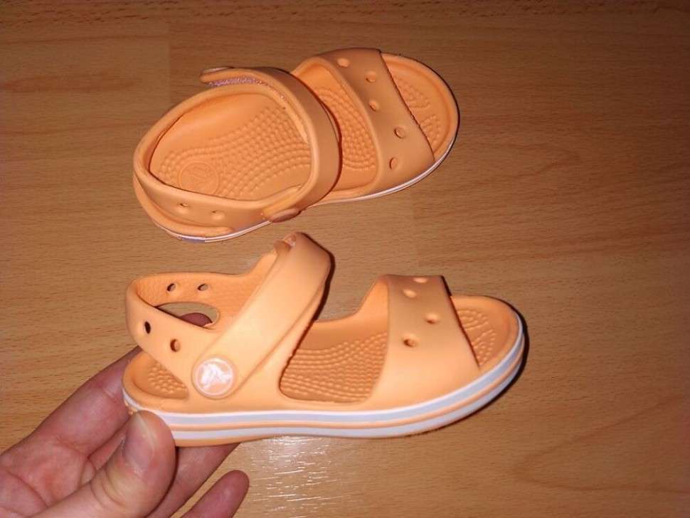 Дитячі сандалії для дівчинки Crocs Bayaband Kids Sandal Cantaloupe — фото 3