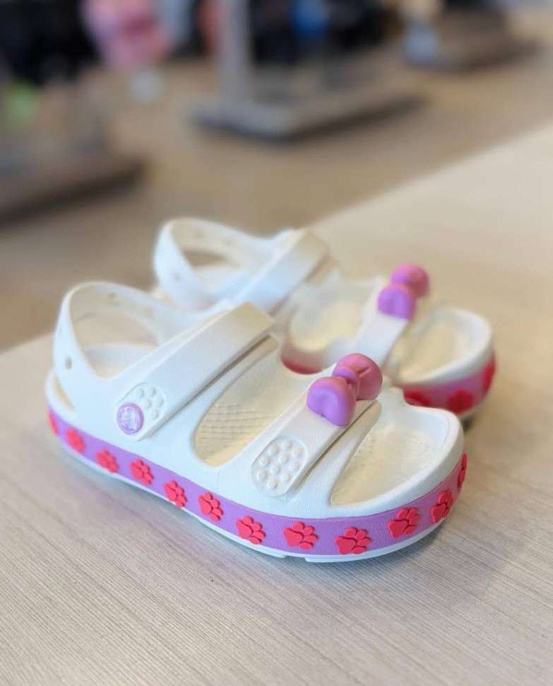 Crocs сандалі білі дитячі crocband cruiser pet sandal white pink tweed — фото 7