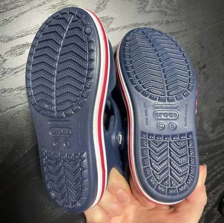 Дитячі сандалії для хлопчика Crocs Kids Bayaband Sandal Navy/Pepper — фото 3