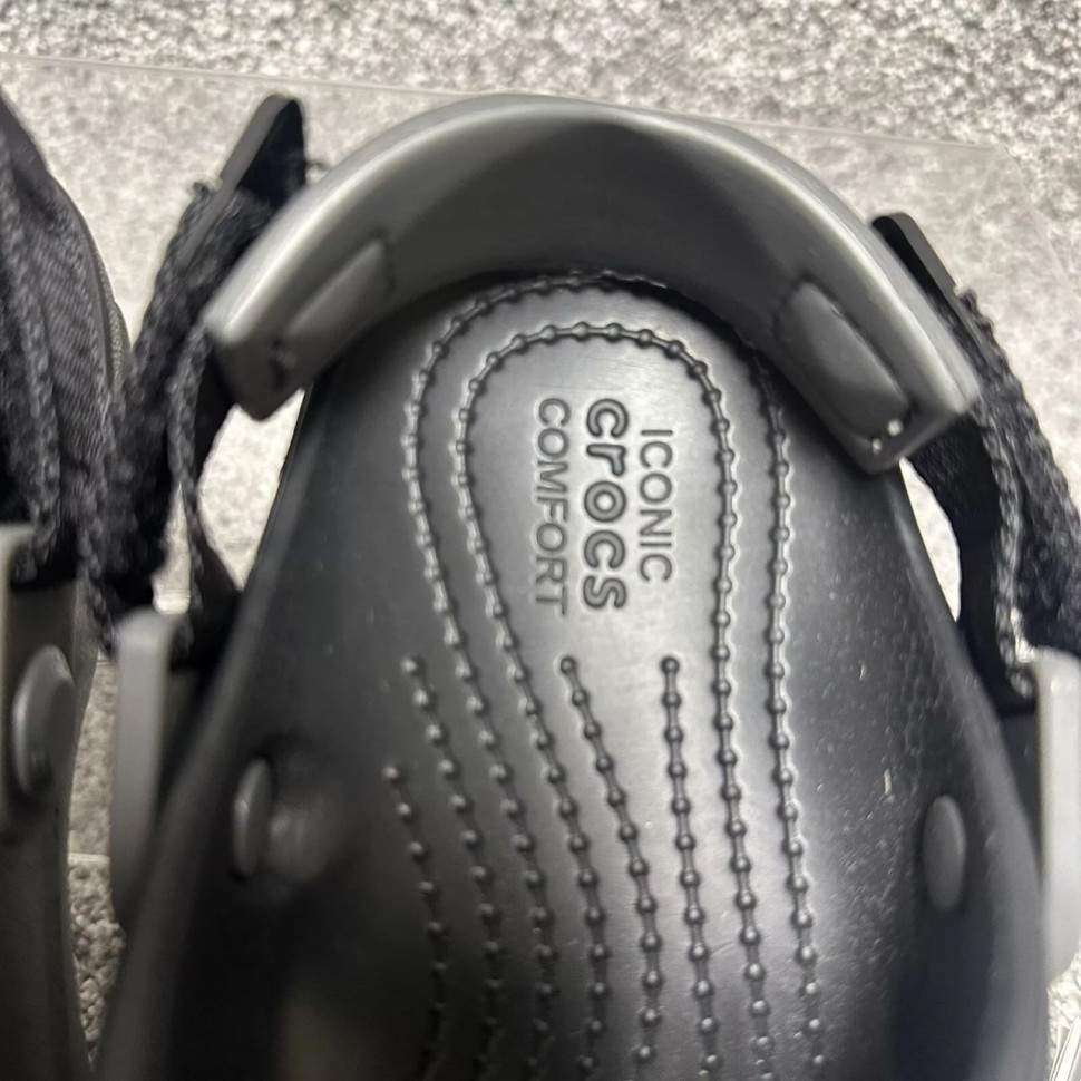 Дитячі сандалії для хлопчика Crocs Classic Sandal All-Terrain Black / — фото 10