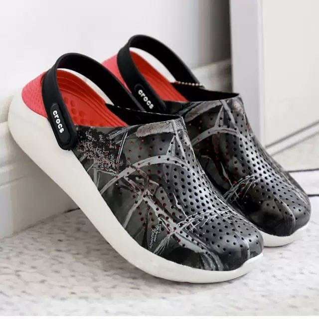 Чоловічі Crocs LiteRide™ Clog Smoke/Perl Black/Printed Camo — фото 3