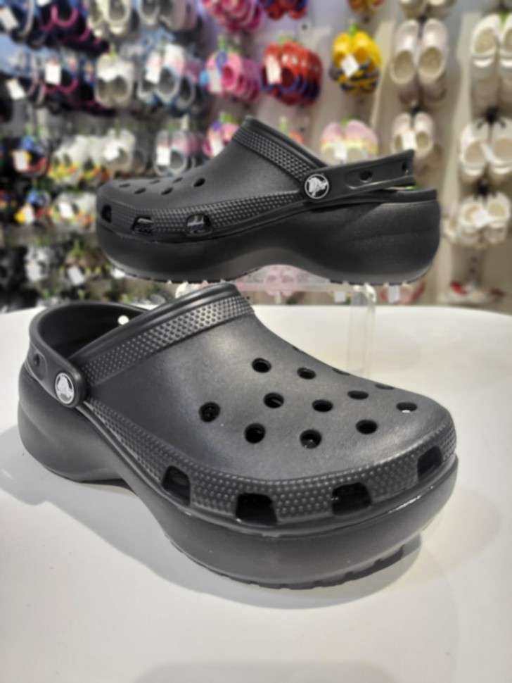 Жіночі Crocs Classic Clog Platform Black — фото 2