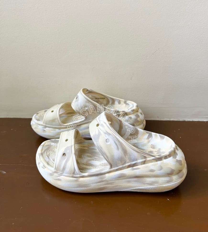 Жіночі шльопанці Classic Crush Marbled Sandal Bone/Multi — фото 2