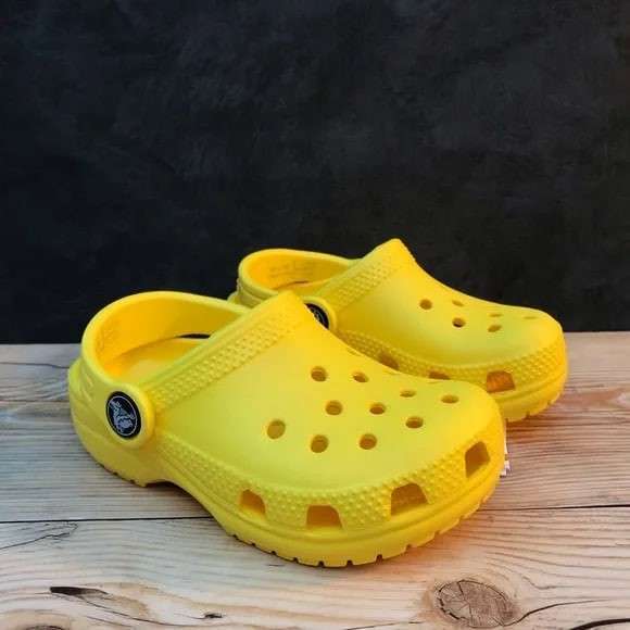 Дитячі Crocs для дівчинки Classic Kids Clog Lemon — фото 10