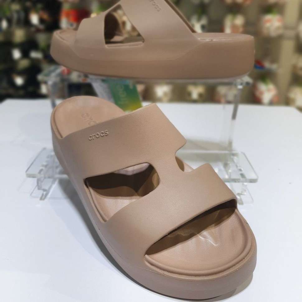 Жіночі шльопанці для пляжу Crocs Getaway Platform Slide H-Strap Latte — фото 9