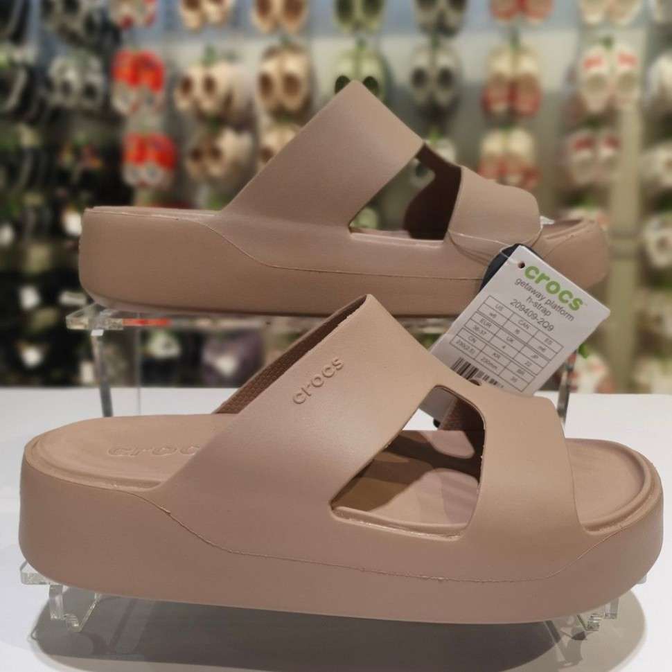 Жіночі шльопанці для пляжу Crocs Getaway Platform Slide H-Strap Latte — фото 10