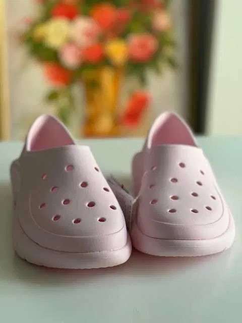 Жіночі кросівки Crocs Classic Sneaker Pink Milk — фото 4