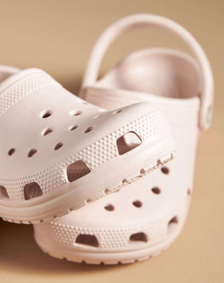 Дитячі Crocs для дівчинки Classic Kids Clog Barely Pink — фото 4