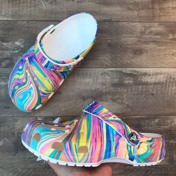 Дитячі Crocs для дівчинки Classic Kids Tie Dye clog — фото 13