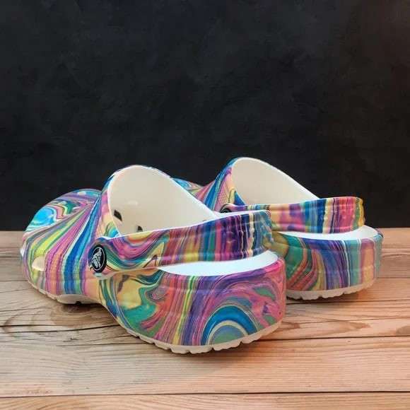 Дитячі Crocs для дівчинки Classic Kids Tie Dye clog — фото 6