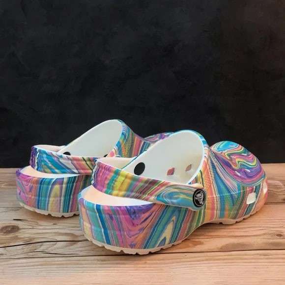 Дитячі Crocs для дівчинки Classic Kids Tie Dye clog — фото 8