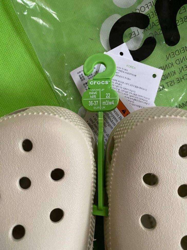 Дитячі Crocs для дівчинки Classic Clog Bone Baige — фото 10