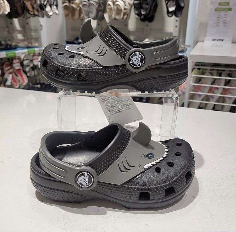 Дитячі Crocs-сабо для хлопчика Crocs Kids Classic I AM Unicorn Black — фото 2