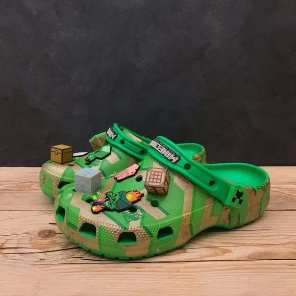 Дитячі Crocs-сабо для хлопчика Crocs Unisex-Child Classic Minecraft Clog — фото 10